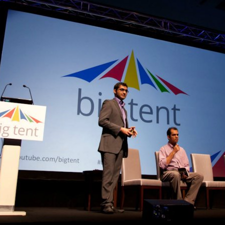 Jabran speaking at Google Big Tent Sendai in 2011